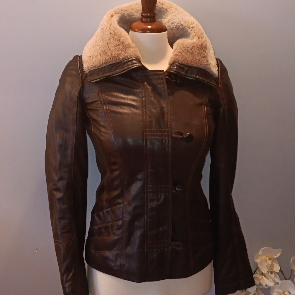 Danier brown leather thinsulate bomber jacket